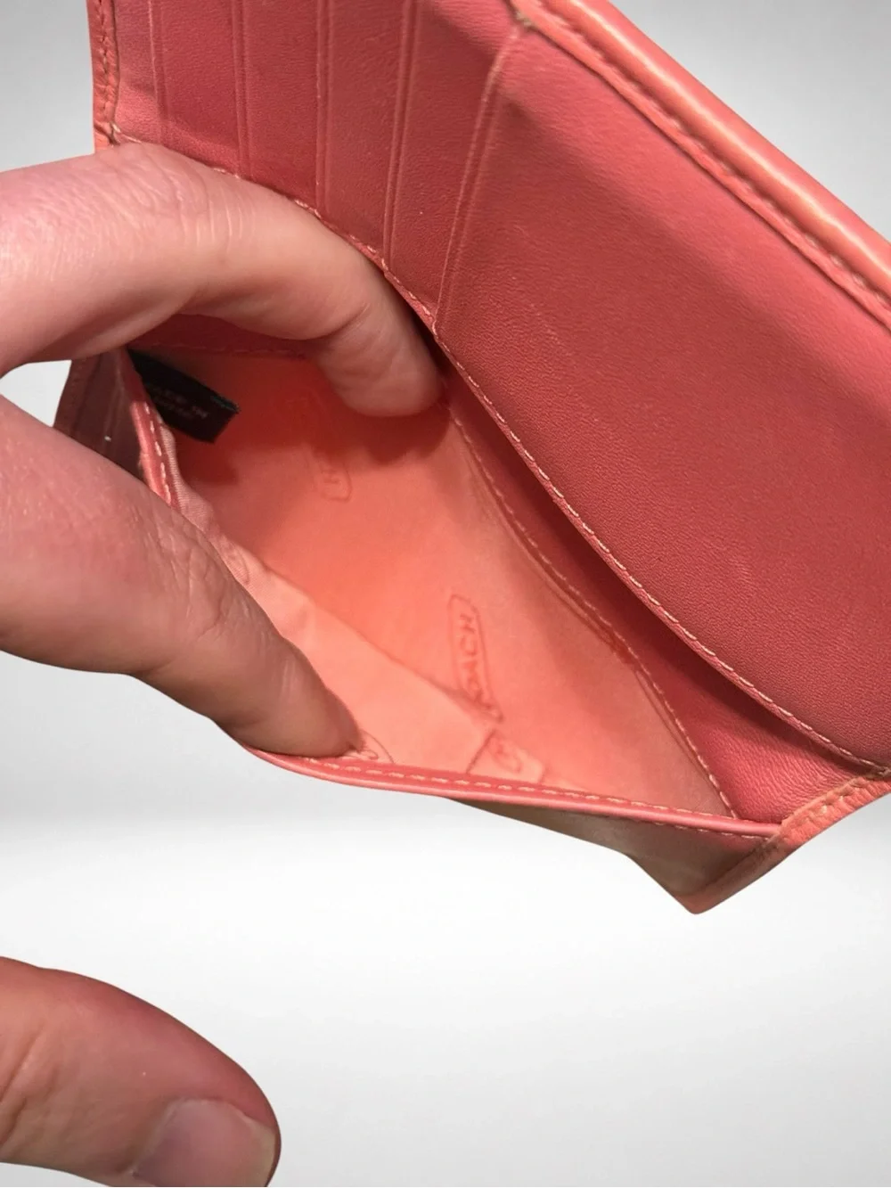 COACH Signature Card Case Wallet Khaki Coral Pink Leather Bifold Vintage Y2K